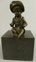 Casa Padrino Jugendstil Bronze Skulptur Junge mit Hut Bronzefarben / Schwarz 9 x H. 16 cm - Bronzefigur - Dekofigur - Deko Accessoires