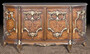Casa Padrino Luxus Barock Sideboard Braun / Gold - Edler Massivholz Schrank mit 4 T�ren - Barock Hotel & Schlo� M�bel - Erstklassische Qualit�t - Made in Italy