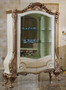 Casa Padrino Luxus Barock Vitrine Wei� / Beige / Kupferfarben - Prunkvoller Massivholz Vitrinenschrank mit 2 Glast�ren und 2 Glasregalen - Barock M�bel - Edel & Prunkvoll