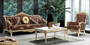 Casa Padrino Luxus Barock Wohnzimmer Set Bordeauxrot / Grau / Wei� / Gold - 2 Sofas mit Muster & 2 Sessel mit Muster & 1 Couchtisch - Prunkvolle Barock Wohnzimmer M�bel 