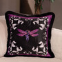 Casa Padrino Luxus Deko Kissen Libelle & Blumen Lila / Grau / Schwarz 45 x 45 cm - Bedrucktes Samt Kissen mit Fransen - Luxus Deko Accessoires
