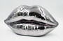 Casa Padrino Luxus Deko Lippen Chrom Silber 46 x H. 25 cm - Kunstharz Deko Kuss Mund Lippen - Wohnzimmer Deko Accessoires 