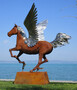 Casa Padrino Luxus Deko Skulptur Pegasus Pferd mit Sockel Rost / Silber 288 x 175 x H. 305 cm - Lebensgro�e Stahl Skulptur - Riesige Garten Deko Figur - Garten Skulpturen - Metall Skulpturen