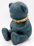 Casa Padrino Luxus Designer Dekofigur Teddyb�r mit Halsband Gr�n / Gold H. 31 cm - Kunstharz Deko Skulptur - Luxus Deko Figur - Designer Deko Figur - Luxus Accessoires