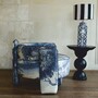 Casa Padrino Luxus Samt Sessel Wei� / Blau 96 cm - Wohnzimmer Sessel - Hotel Sessel - Wohnzimmer M�bel - Hotel M�bel - Luxus M�bel