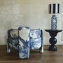 Casa Padrino Luxus Samt Sessel Wei� / Blau 96 cm - Wohnzimmer Sessel - Hotel Sessel - Wohnzimmer M�bel - Hotel M�bel - Luxus M�bel