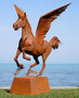 Casa Padrino Luxus Deko Skulptur Pegasus Pferd mit Sockel Rost 288 x 175 x H. 305 cm - Lebensgro�e Stahl Skulptur - Riesige Garten Deko Figur - Garten Skulpturen - Metall Skulpturen