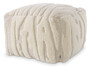 Casa Padrino Luxus Hocker Elfenbein 60 x 60 x H. 40 cm - Quadratischer Wohnzimmer Sitzhocker mit handgewebter Neuseelandwolle - Wohnzimmer M�bel - Luxus M�bel - Luxus Einrichtung