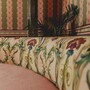 Casa Padrino Luxus Samt Sofa mit Barocken Musterstoff Rosa / Bunt 220 cm - Hotel M�bel - Wohnzimmer M�bel - B�ro M�bel - Luxus M�bel