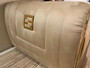 Casa Padrino Luxus Wildleder Sessel mit dekorativem Kissen Taupefarben / Gold 135 x 100 x H. 76 cm - Hotel M�bel - Luxus Qualit�t - Made in Italy