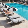 Casa Padrino Luxus Sonnenschirm Wei� / Schwarz  200 x H. 250 cm - Hotel & Garten M�bel VPP