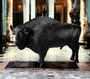 Casa Padrino XXL Deko Skulptur Bison Schwarz 260 x H. 170 cm