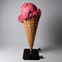 Casa Padrino XXL Deko Eis im H�rnchen mit St�nder Pink / Braun / Schwarz H. 140 cm - Eisdielen Dekoration