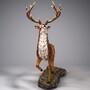Casa Padrino XXL Deko Skulptur Hirsch auf Felsen Braun / Wei� H. 200 cm - Lebensgro�e Garten Figur