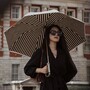Elfenbein Regenschirm mit Schwarzen Streifen f�r Damen - Manuelle �ffnung - 100% Polyester - Griff aus Acetat - Handmade in Italy