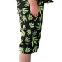 Cannabis Shorts schwarz mit gr�nen Hanf-Bl�ttern f�r Herren