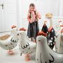 Henne Folienballon laufendes Huhn wei� 45 x 42 cm Party-Deko Ostern