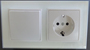 7899 Abelka Nuovo wei� 1 x Wechsel Schalter 1 x Schuko Dose 