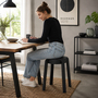 Kunststoff-Hocker Schwarz stapelbar leichter Sitzhocker Innen & Au�en