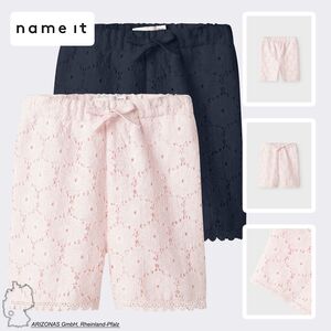 Kurze Shorts mit Spitze und gezacktem Saum