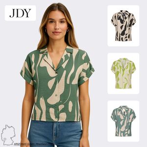 Kurzarm Hemd Bluse mit abstraktem Muster und Kentkragen