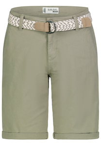 Bermuda Shorts mit G�rtel und Ges��taschen