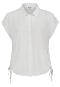 Kurzarmbluse mit Kragen und Schn�rdetails