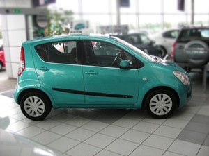 Seitenleisten-Satz f�r Suzuki Splash Van 2008-