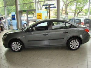 Seitenleisten-Satz f�r Chevrolet Cruze Stufenheck 4-T�rer  2009-2011