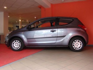 Seitenleisten-Satz f�r Hyundai i20 PB Steilheck 3-T�rer  2009-2011