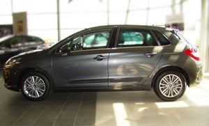 Seitenleisten-Satz f�r Citroen C4 Steilheck 5-T�rer  2010-