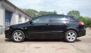 Seitenleisten-Satz fr Mitsubishi Lancer (CY0) Steilheck 5-Trer 2007-2017 Sportback