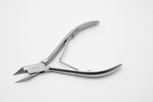 Eckenzange fein, Nagelzange, Zange f�r Manik�re Pedik�re