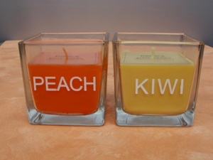 Kerze im Glas in Orange oder Gelb, 8 cm (Farbe: orange)