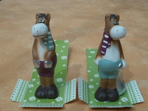 Dekofiguren 2 lustige Pferde aus Keramik