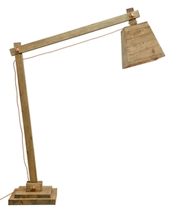 Casa Padrino Kiefernholz Stehleuchte Naturfarben 190 x 52 x H. 220 cm - Luxus Stehlampe mit orangefarbenem Kabel