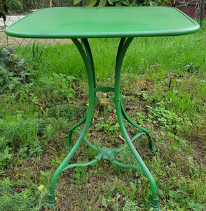 Casa Padrino Gartentisch 60 x 60 x H. 75 cm - verschiedene Farben - Schmiedeeisen Gartenm�bel 