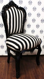 Casa Padrino Barock Esszimmer Stuhl Schwarz / Wei� Streifen / Schwarz - M�bel Barockes Interior 