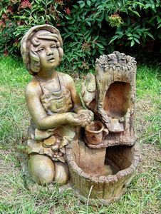 Casa Padrino Deko Gartenbrunnen Gr�n / Braun H. 59 cm - Luxus Kunststein Brunnen 
