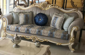 Casa Padrino Luxus Barock Sofa Grau / Blau / Wei / Gold 222 x 82 x H. 120 cm - Prunkvolles Massivholz Wohnzimmer Sofa mit elegantem Muster und dekorativen Kissen - Barock Wohnzimmer Mbel