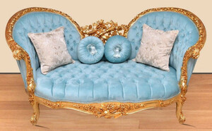 Casa Padrino Barock Sofa Hellblau / Gold - Handgefertigtes Wohnzimmer Sofa im Barockstil - Prunkvolle Barock Wohnzimmer Mbel