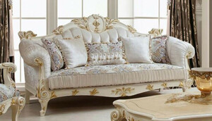 Casa Padrino Luxus Barock Sofa Wei / Mehrfarbig / Creme / Gold - Prunkvolles Wohnzimmer Sofa mit elegantem Muster - Barockstil Wohnzimmer Mbel - Luxus Mbel im Barockstil - Barock Einrichtung