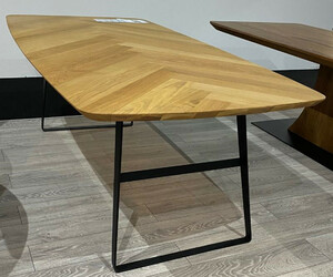 Casa Padrino Luxus Esstisch Naturfarben / Schwarz 240 x 110 x H. 77 cm - Rechteckiger K�chentisch Massivholz Tischplatte - Massivholz Esszimmer M�bel - Luxus Esszimmer M�bel