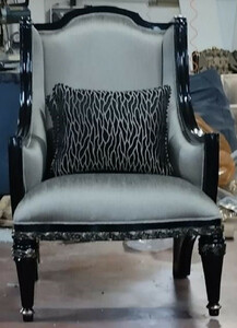 Casa Padrino Luxus Barock Sessel Silber / Schwarz - Prunkvoller Wohnzimmer Sessel - Barockstil Wohnzimmer M�bel - Luxus M�bel im Barockstil - Barock Einrichtung - Edel & Prunkvoll