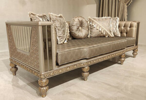 Casa Padrino Luxus Barock Sofa Gold / Grau / Gold - Prunkvolles Wohnzimmer Sofa - Barockstil Wohnzimmer Mbel - Luxus Mbel im Barockstil - Barock Einrichtung - Edel & Prunkvoll