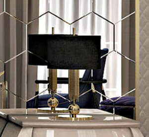 Casa Padrino Luxus Tischleuchte Gold / Schwarz  30 x H. 40 cm - Metall Schreibtischleuchte mit rundem Lampenschirm - Luxus Leuchten - Luxus Mbel - Luxus Interior