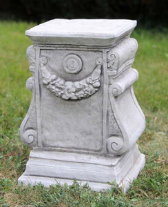 Casa Padrino Barock Garten Deko S�ule Grau H. 41 cm - Antik Stil Stein S�ule - Prunkvolle Gartens�ule - Barock Garten & Terrassen Deko Accessoires - Gartendeko im Barockstil