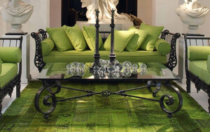 Casa Padrino Luxus Barock Couchtisch Schwarz 136 x 106 x H. 42 cm - Handgeschmiedeter Schmiedeeisen Gartentisch mit Glasplatte - Barock Wohnzimmer M�bel - Barock Garten M�bel