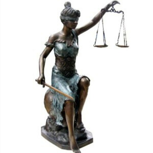 Casa Padrino Luxus Bronzefigur Lady Justice auf Marmorsockel - Bronze Justitia Figur B�ste Anwalt Notar
