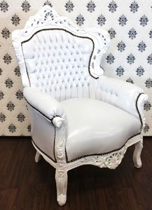 Casa Padrino Barock Sessel King Wei� / Wei� Lederoptik Glitzersteinen